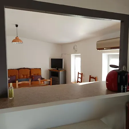 Apartment De Village 2nd Etage *